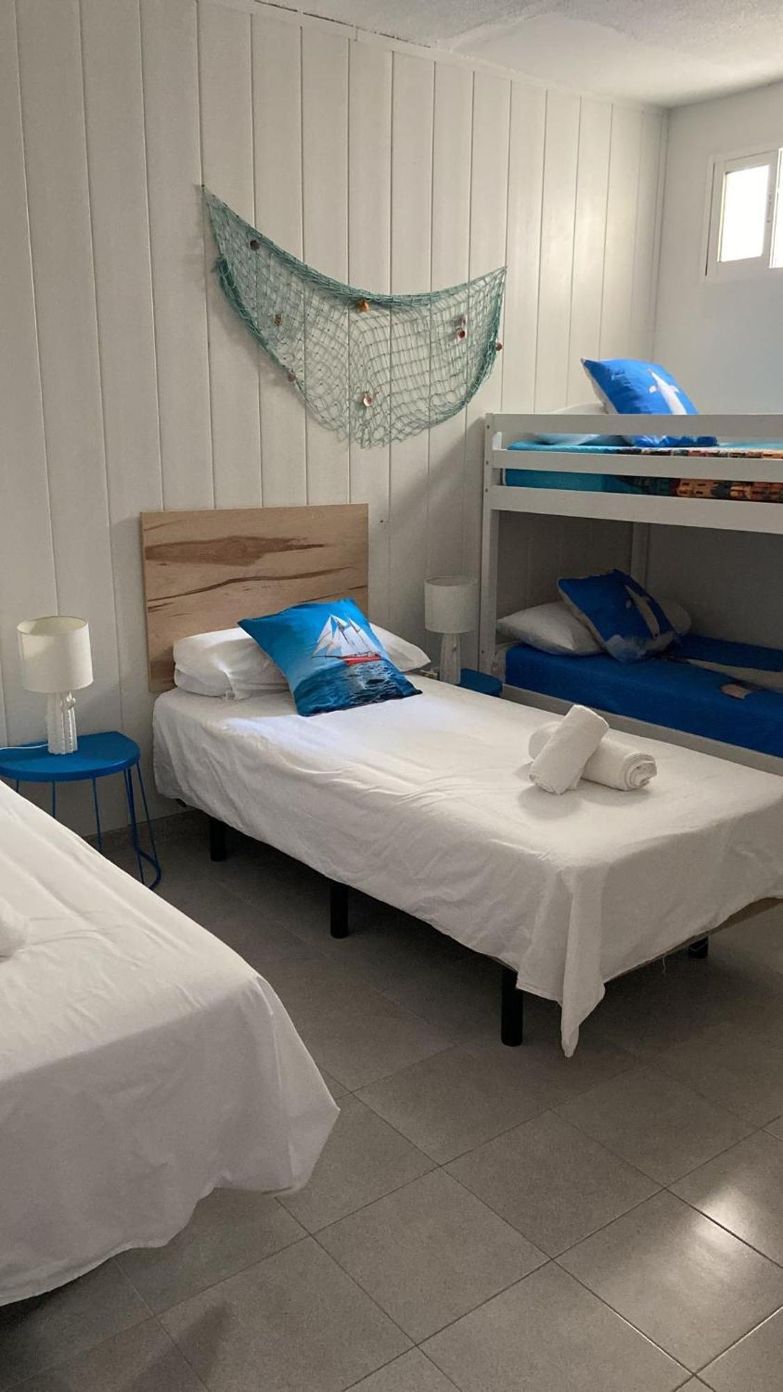 Agueita Surf Lodge Las Palmas de Gran Canaria Bagian luar foto
