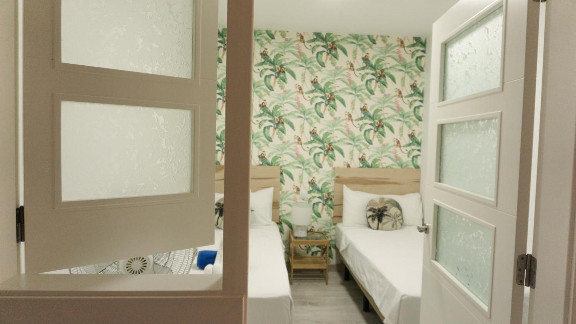 Agueita Surf Lodge Las Palmas de Gran Canaria Bagian luar foto